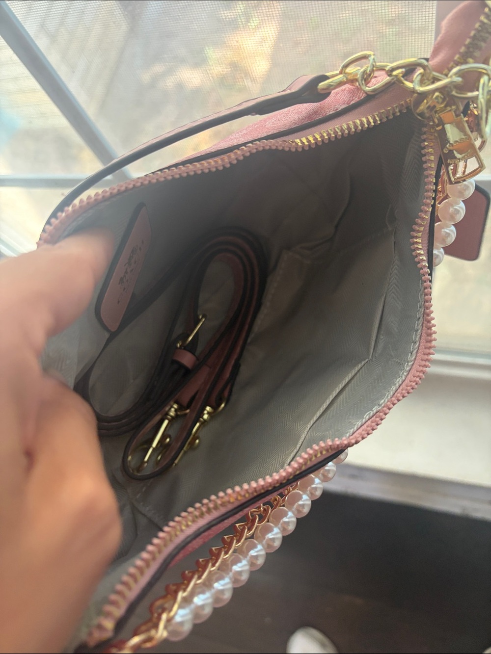 COACH Pink Signature Jacquard Shoulder Bag with Pearl & Gold Chain - Picture 4 of 5